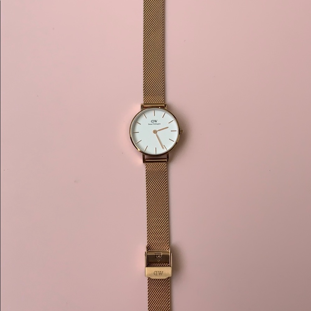 Daniel Wellington Classic Petite Melrose Watch